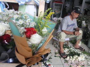 Jelang Hari Valentine, Pengusaha Buket Bunga Kebanjiran Pesanan