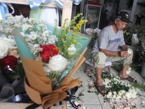 Jelang Hari Valentine, Pengusaha Buket Bunga Kebanjiran Pesanan