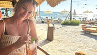 Ini bukan kali pertama wanita asal Australia itu liburan ke Bali. Tahun lalu, Taila juga liburan ke pulau Dewata menikmati hangatnya sinar mentari sambil minum mocktail. Enjoy liburan di Bali, Taila! (Instagram/@tailamaddison)