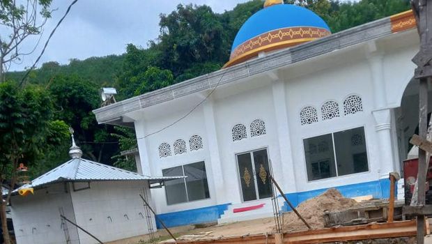 Majid di Kampung Gok, Lombok Barat, usai diperbaiki