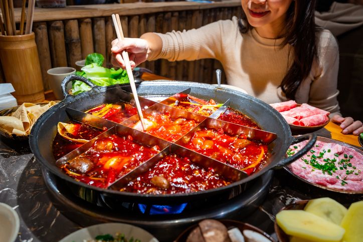 Lagi Marah? Hindari Konsumi 5 Makanan yang  Bisa Picu Emosi Ini