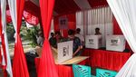 Melihat Persiapan TPS Pemilu di Bogor