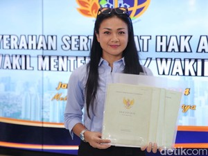 Perjalanan Nirina Zubir Lawan Mafia hingga Dapatkan Kembali Sertifikat Tanah