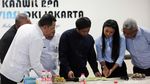 Menang Lawan Mafia Tanah, Nirina Zubir Terima Sertifikat