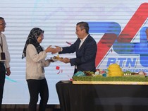 Momen Syukuran HUT BTN ke-74