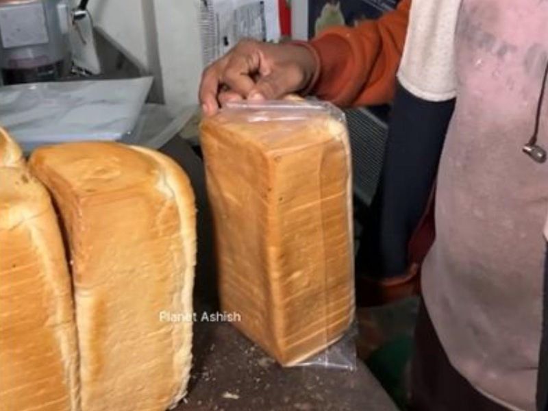 Toko roti di India ini dikritik karena kotor dan tidak sehat