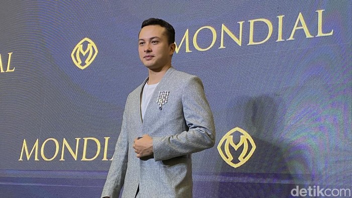 Perhiasan MONDIAL Precious x Nicholas Saputra di Senayan City, Februari 2024