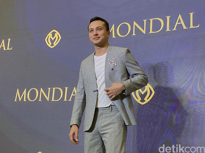 Perhiasan MONDIAL Precious x Nicholas Saputra di Senayan City, Februari 2024