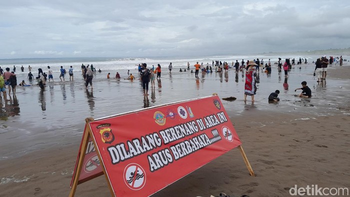 Pos 5 Pantai Pangandaran titik lokasi dilarang berenang