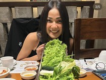 Selain Olahraga, Nirina Zubir Juga Hobi Makan Menu Sehat