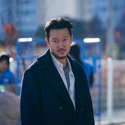 Son Suk Ku dan Ha Jung Woo Digaet Buat Film Terbaru Netflix