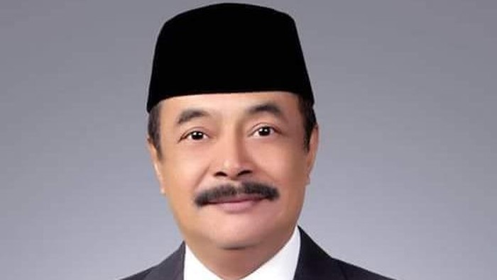 Tatang Farhanul Hakim Mantan Bupati Tasikmalaya