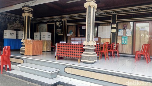 Suasana TPS 14 di Desa Cemagi, Badung, Selasa (13/2/2024).