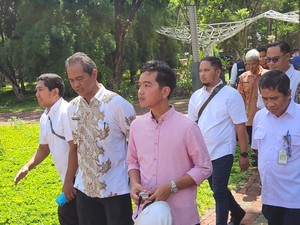 Gibran Ngaku Belum Nonton Dirty Vote: Ya Nanti, di Mana To?