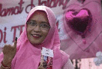 10 Potret Dekorasi TPS Unik, Tema Nikahan hingga Nuansa Jepang