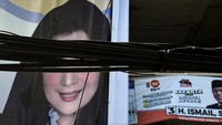 Hal ini tentu kurang efektif karena tidak memberikan informasi gagasan kepada calon pemilih agar memiliki alasan untuk menentukan pilihan.