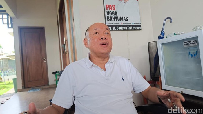 Bendahara DPC PDIP Banyumas, Sadewo Tri Lastiono.
