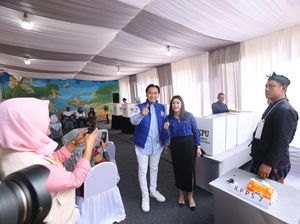 Nyoblos di Pacitan, Ibas Harap Pemilu 2024 Membawa Perdamaian-Kebahagiaan