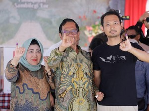 Usai Nyoblos di Jogja, Mahfud dan Istri Bertolak ke Jakarta
