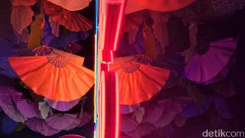 Kamu bisa meluruskannya dengan Galaxy Ai di S24 series. Foto: Adi Fida Rahman/detikINET