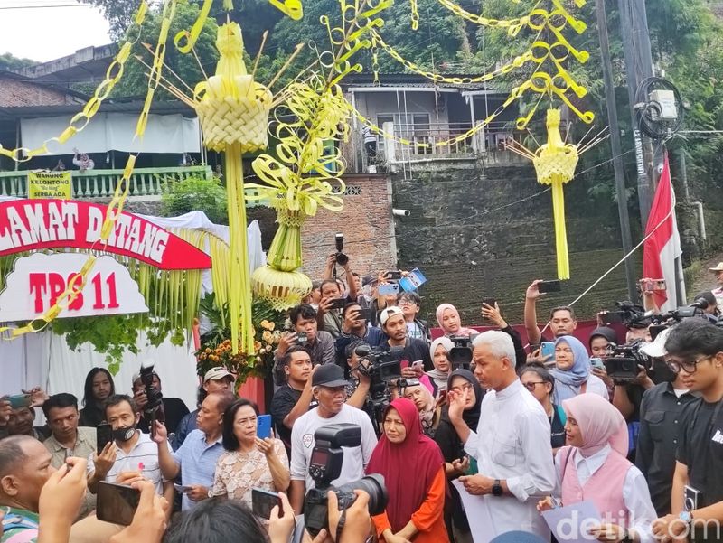 Ganjar Pranowo menjelang nyoblos. (Matius Alfons/detikcom).