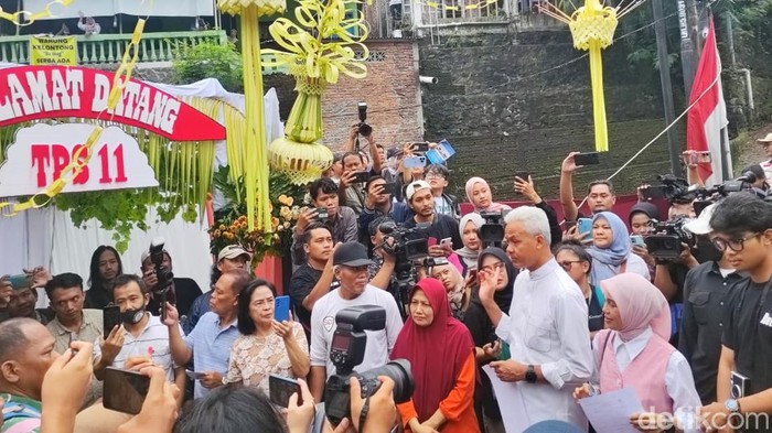 Ganjar Pranowo menjelang nyoblos. (Matius Alfons/detikcom).