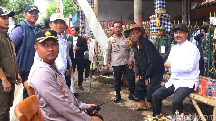 Gus Ipul memantau pelaksaan Pemilu 2024 di Kota Pasuruan