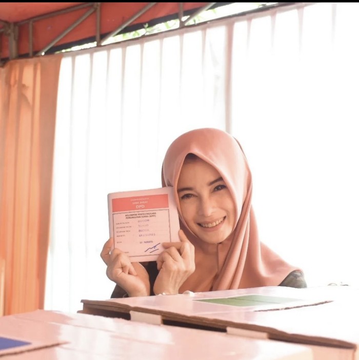 Jihan Fahira, Calon DPD RI Jawa Barat yang Suka Ngopi dan Kulineran