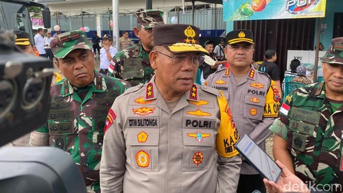 Kapolda NTT Irjen Daniel Silitonga saat diwawancarai wartawan di Kota Kupang, NTT, Rabu (14/2/2024).