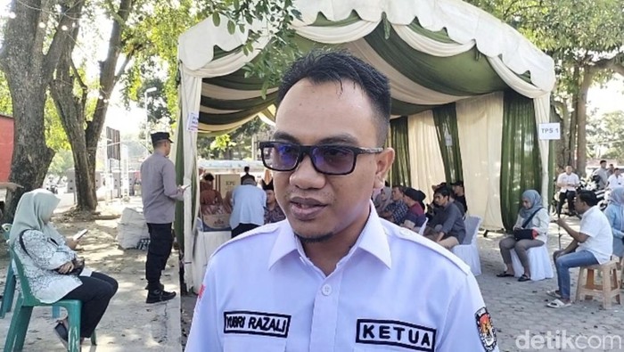 Ketua Komisi Independen Pemilihan (KIP) Kota Banda Aceh Yusri Razali. (Agus Setyadi/detikSumut)