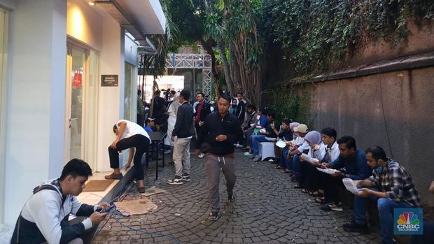 Kondisi terkini suasana rumah pemenangan AMIN Diponegoro 10. (CNBC Indonesia/Rosseno Aji Nugroho)