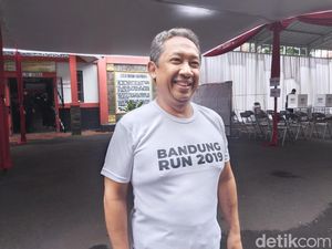 Udara Kebebasan Yana Mulyana Cs