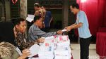 Melihat Antusias Warga Binaan Nyoblos di Lapas Bekasi