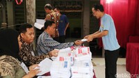 Sebanyak 1122 warga binaan terdaftar dalam daftar pemilih tetap di 5 tps khusus dalam lapas ini.