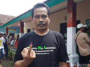 Nyoblos di TPS Kudus, Nurhadi Dildo Diteriaki Capres Guyonan