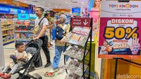 Pesta diskon yang digelar di pusat perbelanjaan ini untuk menekan angka ggolput pada Pemilu 2024  