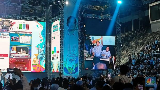Prabowo Gibran tiba di Istora, Senayan (CNBC Indonesia/Ferry Sandi)