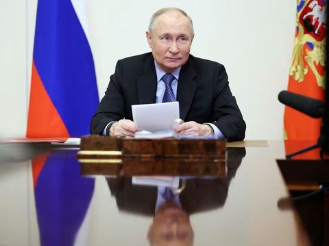 Russian President Vladimir Putin chairs a meeting with members of the Security Council via video link at the Novo-Ogaryovo state residence outside Moscow, Russia February 13, 2024. Sputnik/Alexander Kazakov/Pool via REUTERS /File Photo Purchase Licensing Rights, opens new tab