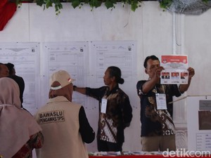 Mahfud Md Unggul di TPS-nya, Disusul Prabowo-Gibran