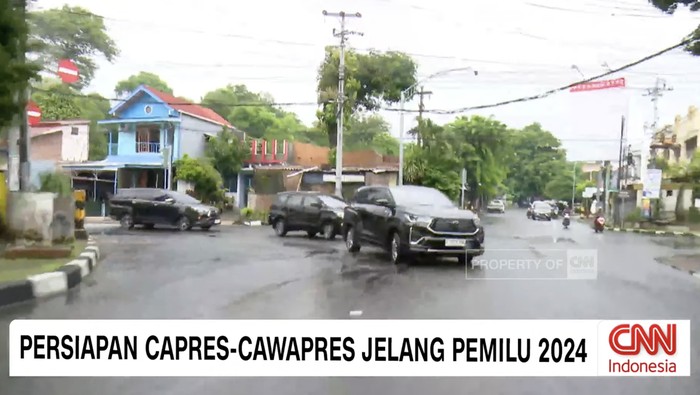 Rombongan capres nomor urut 01 Ganjar Pranowo menuju TPS 11 Lempongsari