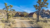 Rumah ini dijual dengan harga rekor, yaitu US$ 4,2 juta atau sekitar Rp 65,4 miliar.