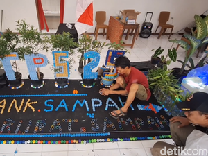 Unik! TPS 25 Liogenteng Bandung Daur Ulang Sampah untuk Dekorasi
