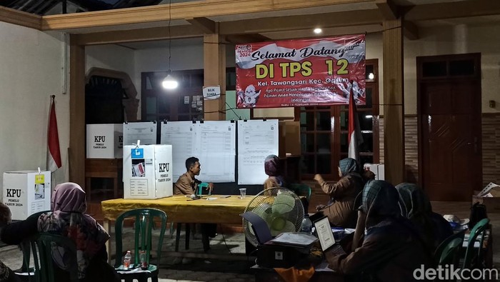 Sebanyak 10 surat suara di TPS di Blitar hilang