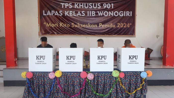 Suasana coblosan di TPS Khusus Lapas Kelas II B Wonogiri, Rabu (14/2/2024).