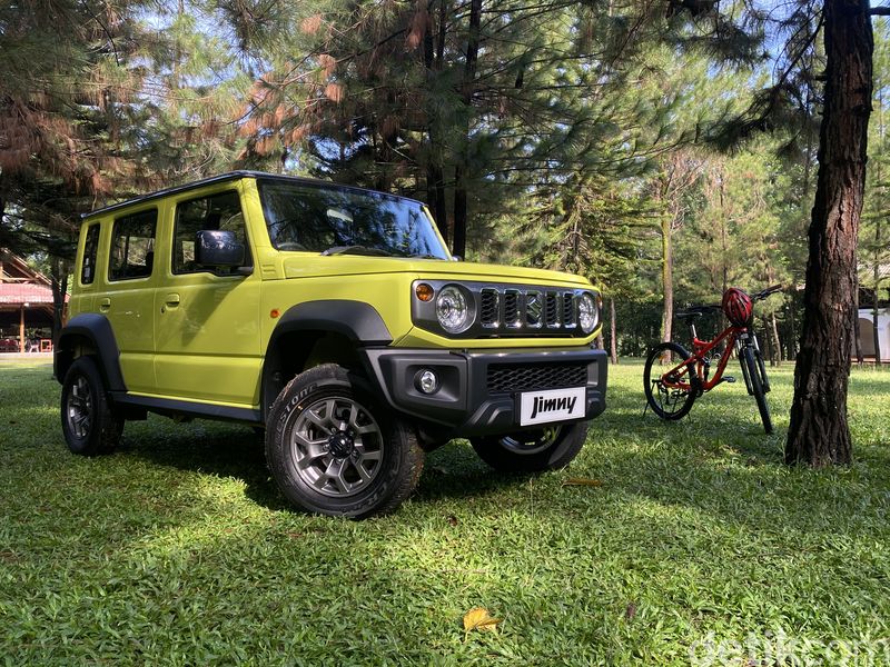 Suzuki Jimny 5 Pintu