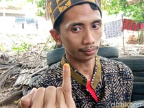 Potret Penggunaan Tinta Kunyit di Kampung Benda Kerep Cirebon