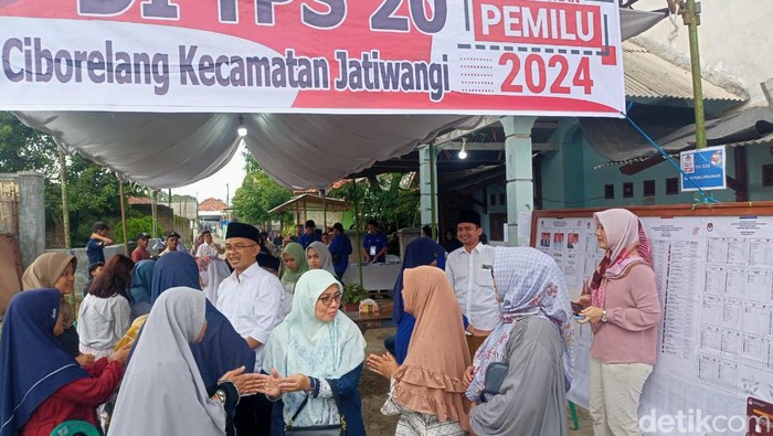 TPS 20, Desa Ciborelang, Kecamatan Jatiwangi, Kabupaten Majalengka.