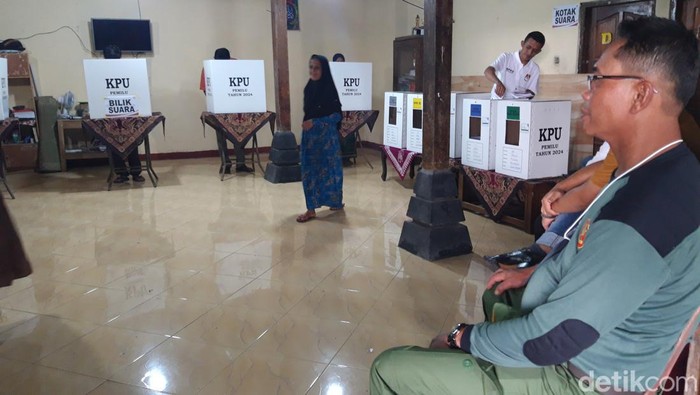 TPS 8 Desa Sruni, Kecamatan Musuk, Kabupaten Boyolali, Rabu (14/2/2024).