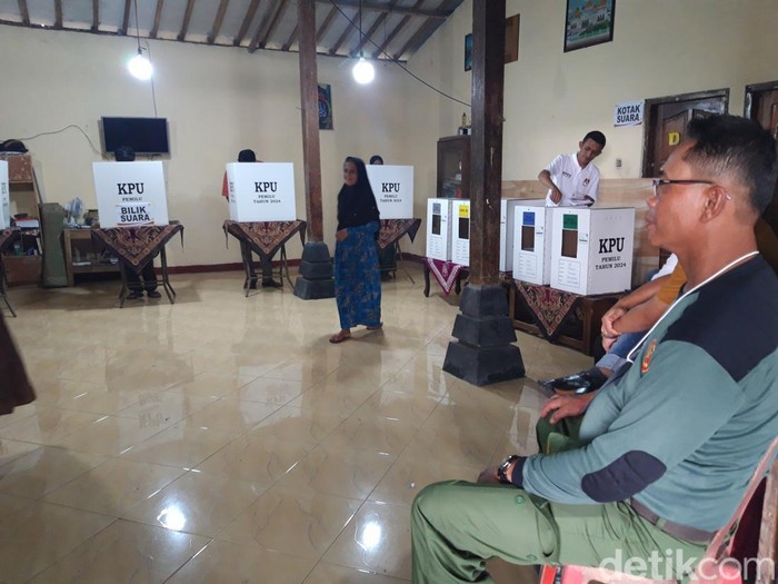 TPS 8 Desa Sruni, Kecamatan Musuk, Kabupaten Boyolali, Rabu (14/2/2024).