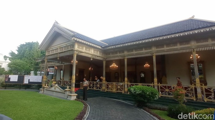 Kondisi Ndalem Cokronegaran menjadi TPS 12, tempat Sri Sultan Hamengku Buwono X dan keluarga menyalurkan hak pilih Pemilu 2024 pagi ini (14/2/2024).
